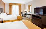 Kamar Tidur 6 Holiday Inn Express & Suites LEBANON, an IHG Hotel