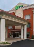 EXTERIOR_BUILDING Holiday Inn Express Rochester NE- Irondequoit, an IHG Hotel