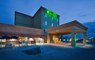 Luar Bangunan 3 Holiday Inn LINCOLN SOUTHWEST, an IHG Hotel