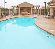 Swimming Pool 5 Holiday Inn Express & Suites DURANT, an IHG Hotel