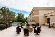 公共空間 Holiday Inn JOHNSTOWN-GLOVERSVILLE by IHG, an IHG Hotel