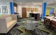 Common Space 5 Holiday Inn Express & Suites MOORE, an IHG Hotel