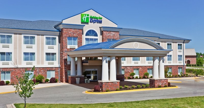 ภายนอกอาคาร Holiday Inn Express & Suites PARAGOULD, an IHG Hotel