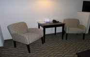 Common Space 2 Holiday Inn Express & Suites BELLE VERNON, an IHG Hotel