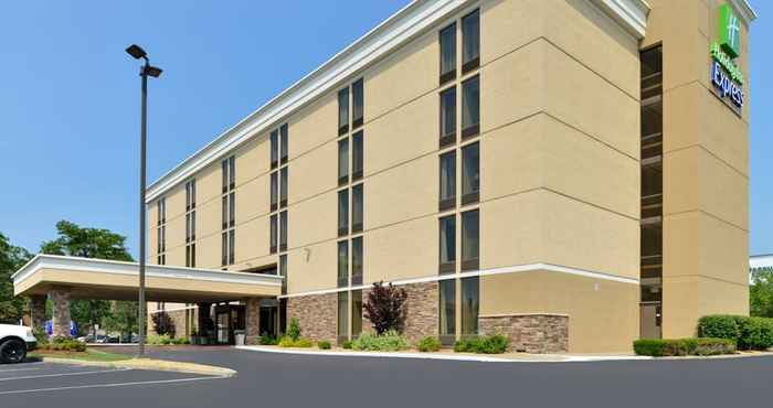 Exterior Holiday Inn Express WORCESTER DOWNTOWN, an IHG Hotel