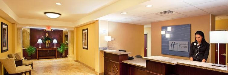 Lobi Holiday Inn Express & Suites NIAGARA FALLS by IHG, an IHG Hotel