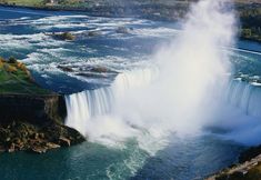 Kolam Renang 7 Holiday Inn Express & Suites NIAGARA FALLS by IHG, an IHG Hotel