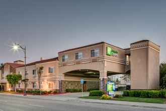 Exterior 4 Holiday Inn Express & Suites SANTA CLARA, an IHG Hotel