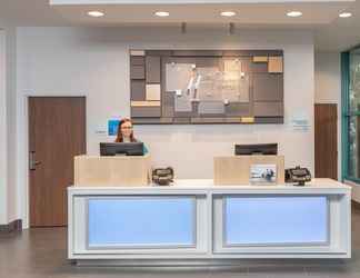 Lobby 2 Holiday Inn Express PENSACOLA BEACH, an IHG Hotel