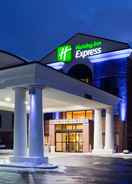 EXTERIOR_BUILDING Holiday Inn Express Milwaukee North Brown Deer/Mequon, an IHG Hotel