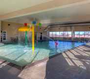 Swimming Pool 5 Holiday Inn Express & Suites ELK CITY, an IHG Hotel