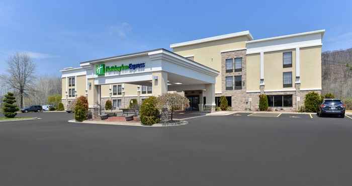 Exterior Holiday Inn Express CORNING - PAINTED POST, an IHG Hotel