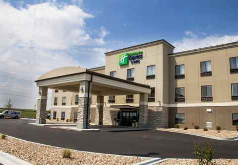 ภายนอกอาคาร Holiday Inn Express & Suites SIKESTON, an IHG Hotel