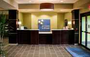 Lobby 6 Holiday Inn Express & Suites SIKESTON, an IHG Hotel