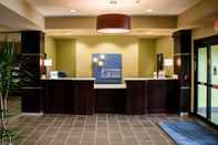 ล็อบบี้ Holiday Inn Express & Suites SIKESTON, an IHG Hotel