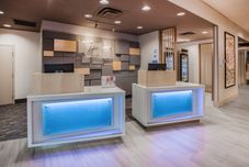 大廳 Holiday Inn Express & Suites STAFFORD NW - SUGAR LAND by IHG, an IHG Hotel