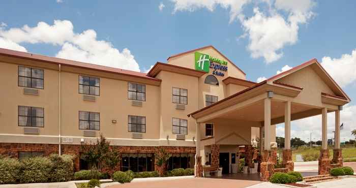 Bangunan Holiday Inn Express & Suites KERRVILLE, an IHG Hotel