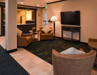 Lobby 2 Candlewood Suites BOISE - TOWNE SQUARE