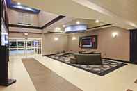 Lobi Holiday Inn Express & Suites JACKSONVILLE, an IHG Hotel