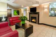 Lobby Holiday Inn Express & Suites VINITA, an IHG Hotel