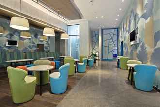 Lobi 4 Holiday Inn Express JAKARTA WAHID HASYIM, an IHG Hotel