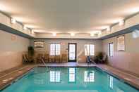 Swimming Pool Staybridge Suites SCHERERVILLE, an IHG Hotel