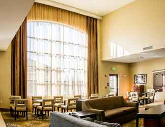 Sảnh chờ 2 Staybridge Suites SCHERERVILLE, an IHG Hotel