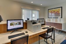 多功能厅 Holiday Inn Express & Suites ITHACA by IHG, an IHG Hotel