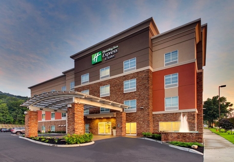 Exterior Holiday Inn Express & Suites ITHACA, an IHG Hotel