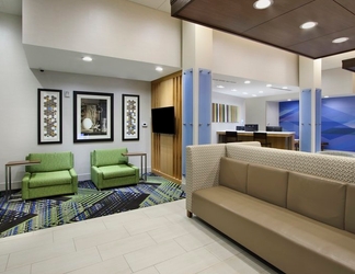 Lobby 2 Holiday Inn Express & Suites DALLAS-FRISCO NW TOYOTA STDM, an IHG Hotel