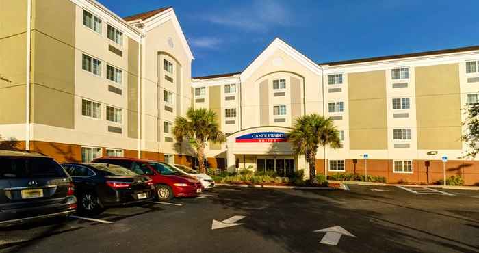 Exterior Candlewood Suites FT MYERS I-75