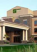 EXTERIOR_BUILDING Holiday Inn Express & Suites REDDING, an IHG Hotel