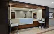 Lobi 5 Staybridge Suites BENTON HARBOR - ST. JOSEPH, an IHG Hotel