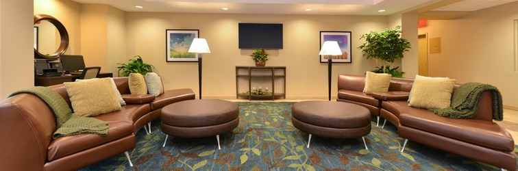 Lobi Candlewood Suites SAYRE