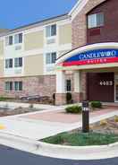 EXTERIOR_BUILDING Candlewood Suites Milwaukee Brown Deer, an IHG Hotel