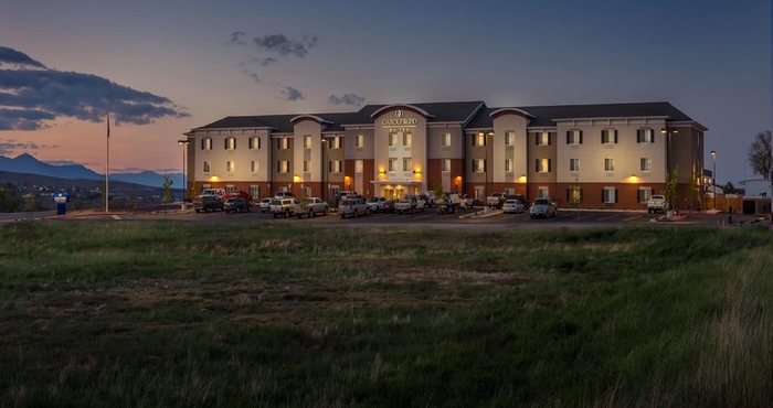 Exterior Candlewood Suites WINNEMUCCA