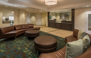 Lobby 5 Candlewood Suites WINNEMUCCA