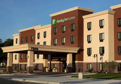 Exterior Holiday Inn Express & Suites OMAHA SOUTH - RALSTON ARENA, an IHG Hotel