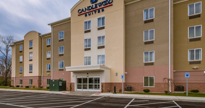 Bên ngoài Candlewood Suites MISHAWAKA