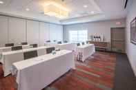Ruangan Fungsional Holiday Inn Express & Suites INDIANAPOLIS NE - NOBLESVILLE, an IHG Hotel