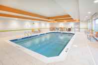 Kolam Renang Holiday Inn Express & Suites INDIANAPOLIS NE - NOBLESVILLE, an IHG Hotel