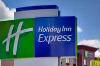 ภายนอกอาคาร Holiday Inn Express & Suites MILLEDGEVILLE, an IHG Hotel