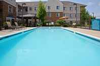 Swimming Pool Staybridge Suites LOUISVILLE-EAST, an IHG Hotel