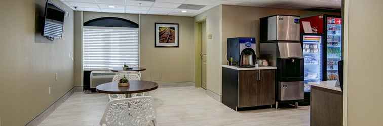 Sảnh chờ Candlewood Suites RICHMOND - WEST BROAD