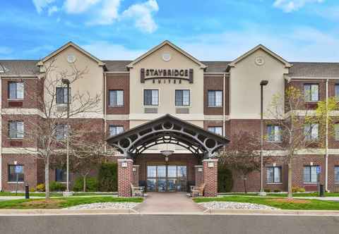 Bên ngoài Staybridge Suites LANSING-OKEMOS, an IHG Hotel