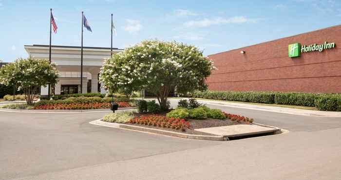 Exterior Holiday Inn WASHINGTON-DULLES INTL AIRPORT, an IHG Hotel