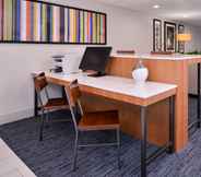 Functional Hall 6 Holiday Inn Express & Suites ELGIN, an IHG Hotel