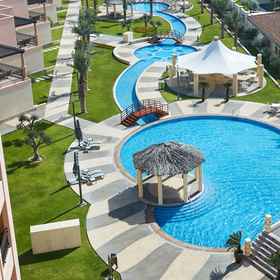 Residences Pool 1 InterContinental Hotels DOHA RESIDENCES by IHG, an IHG Hotel, โรงแรม & ที่พัก Muntazah 310 QR accommodation