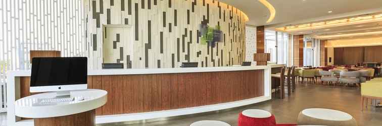 Lobi Holiday Inn Express SEMARANG SIMPANG LIMA, an IHG Hotel