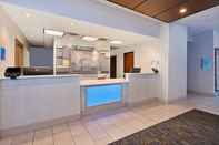 Lobby Holiday Inn Express & Suites CLEVELAND-RICHFIELD, an IHG Hotel